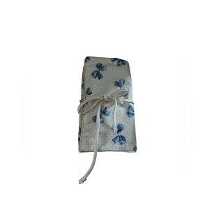 Galante Butterfly Makeup/Accessory Travel  Bag Unused White & Blue OS